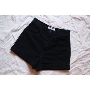 American Apparel Black Hi-Waisted Shorts / 26-27
